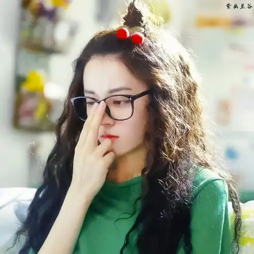 迪丽热巴漂亮的李慧珍