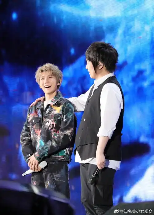 阿信王源身高差