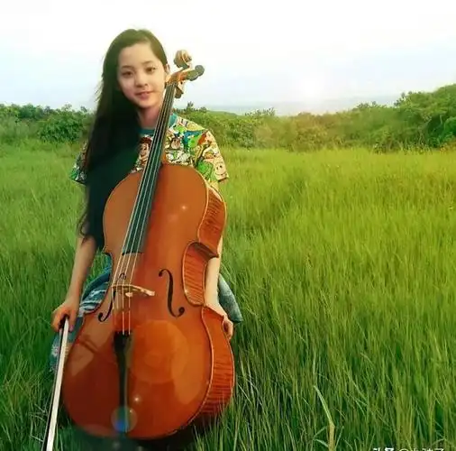 00后"绯闻小花"欧阳娜娜,23岁就有9任绯闻男友,果真不简单!