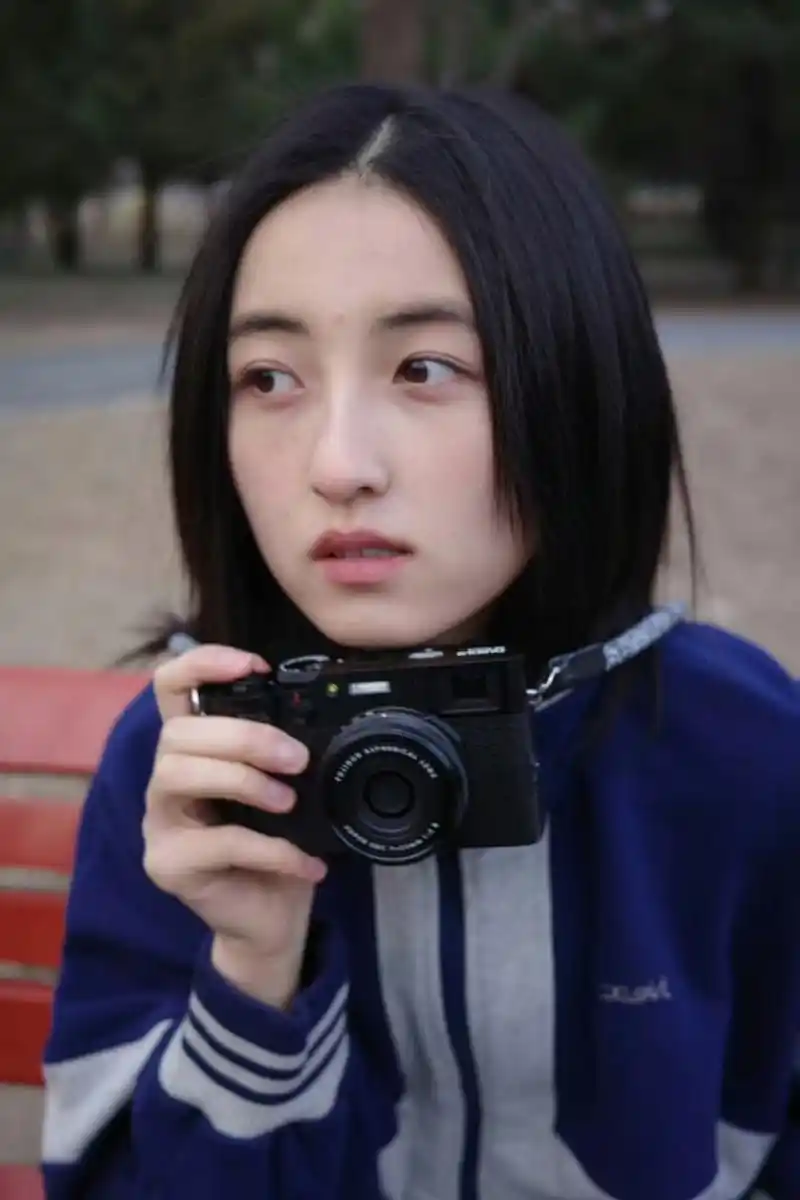 张子枫# #娱乐最前沿# #明星生图大赏# #热点引擎计划#   张子枫搜照