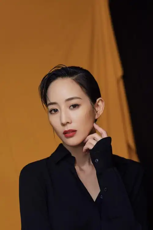 张钧甯精致魅力代言写真图片56