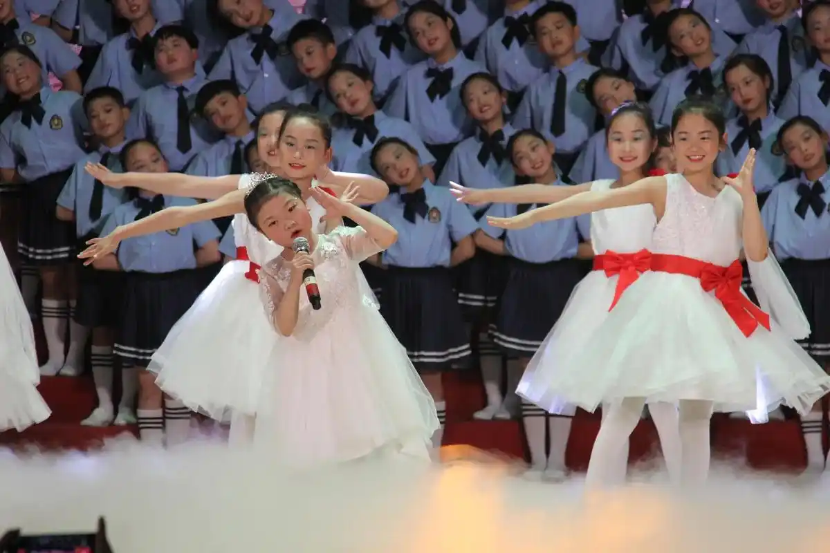 童声 #每一张照片都是满满的回忆 #记录美好童年 #可爱的 - 抖音