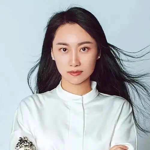 罗寒沙画艺术家,彩色书画创始人婉乔北京广播电视台,交通广播主持人