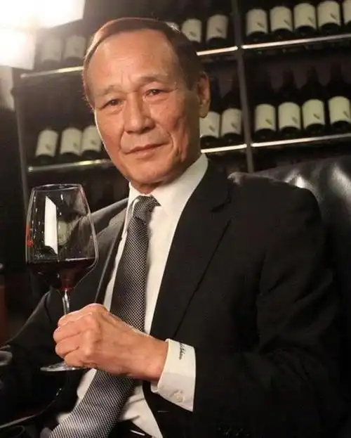 陈惠敏(中国香港男演员)_尚可名片