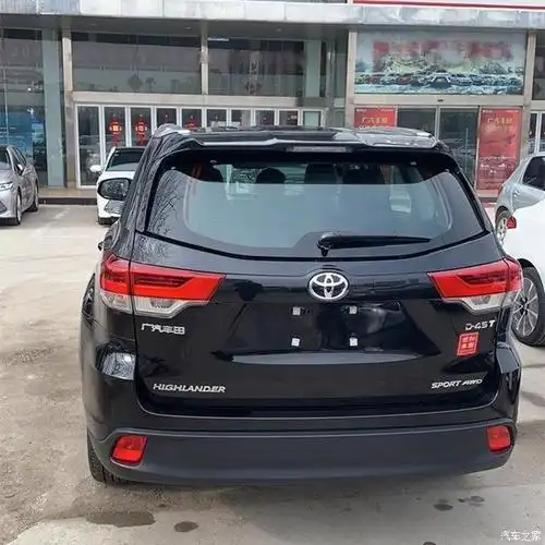 新增led大灯配十寸大屏,加量不加价毕竟2021款汉兰达也仅是一款年度改