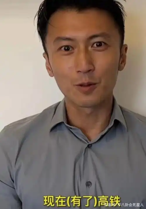 20位男星素颜对比,李易峰皮肤白皙,龚俊浓眉大眼