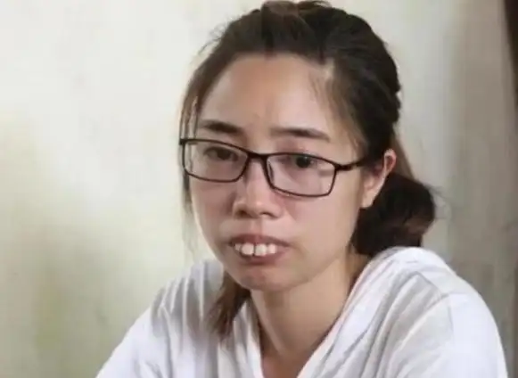 越南一女子因龅牙无人娶整容后再现大众视野网友逆袭了