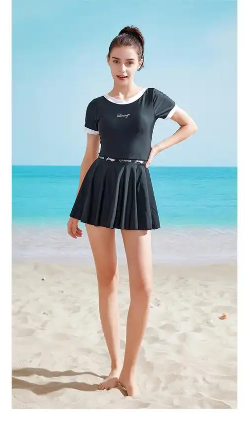 李宁泳衣女泡温泉2021年新款时尚连体游泳衣遮肚显瘦大码保守套装193