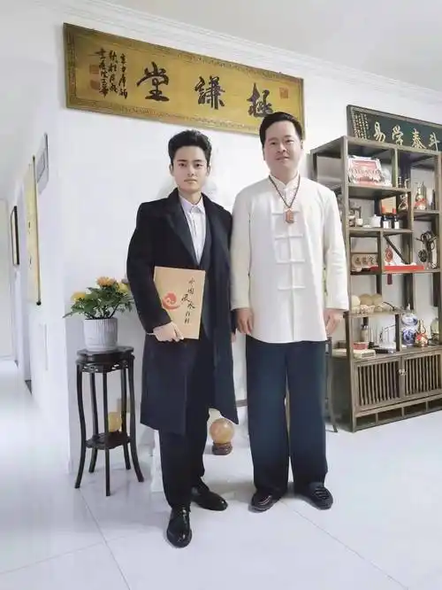 五旺(时旭望)谈服装店风水_文化_理论_太极