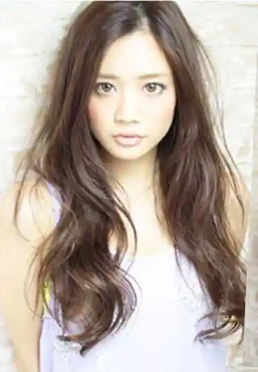 日式碎发发型图片 清爽唯美日系长碎发发型图片欣赏