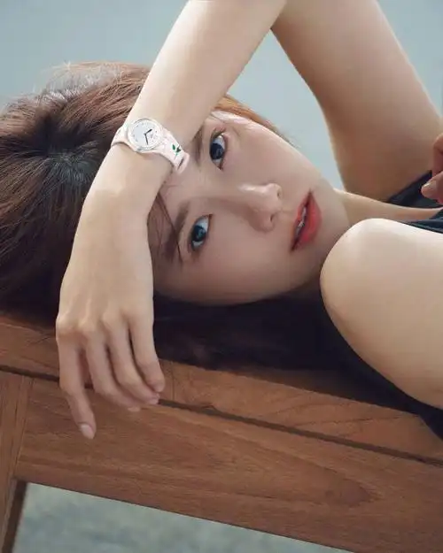 6月18日 12:58   关注  允儿 yoona 少女时代 林允儿 评论 收藏