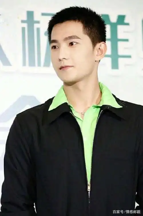 圆寸才是检验颜值的标准王源陈飞宇少年朝气陈伟霆酷帅有型