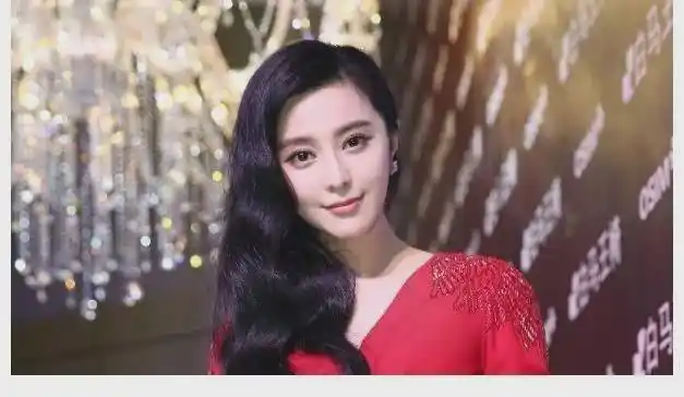 范冰冰奶奶私照曝光,神仙颜值太惊艳!网友:基因好,省了整容钱