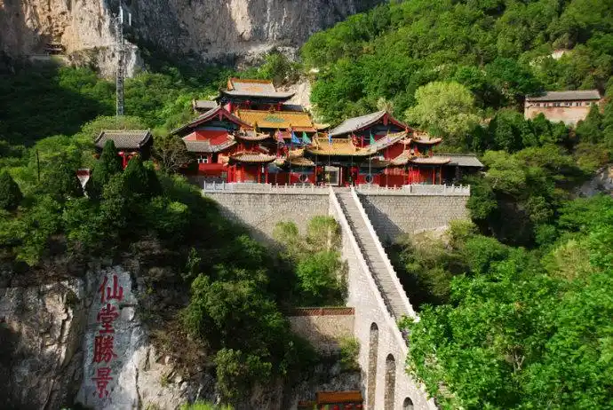长治旅游体验(五)——感受佛文化的仙境圣山仙堂山