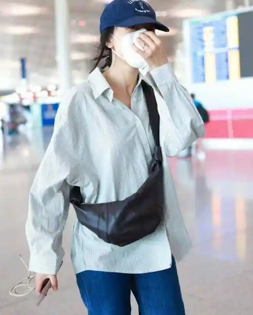 高圆圆超嫩走机场!