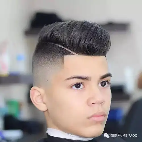 欧美最新侧推渐变男士发型