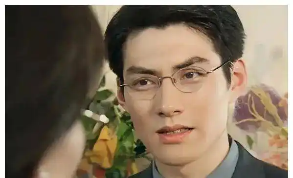 4位爱情干净的男星,娱乐圈太稀缺_杜若溪_严屹宽_岷山