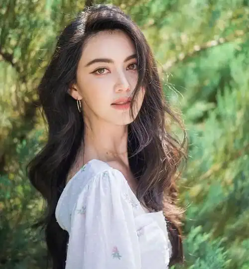 人间绝色的混血美女是不是有种初恋的味道