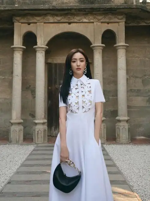 你偶遇了吗?佟丽娅/李沁/温峥嵘……|温峥嵘|泉州|李沁_新浪新闻