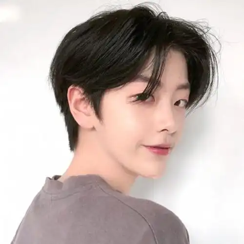 韩国男生中分发型_男生的中分发型 - 乐享生活 - 阿奇号