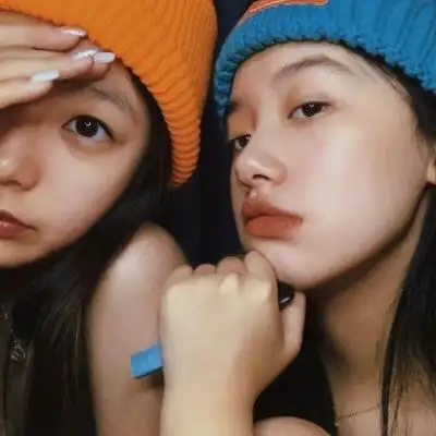 高清闺蜜头像真人拽酷一对两张图片