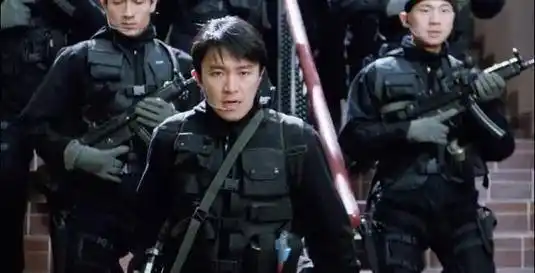 《逃学威龙》背后的事,周星驰不是主角首选,原定主角是李克勤?