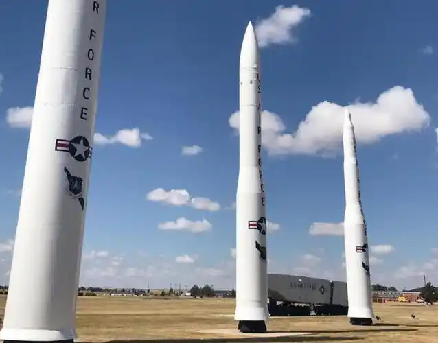 新一代洲际导弹首次测试射程超13000公里比东风41还厉害