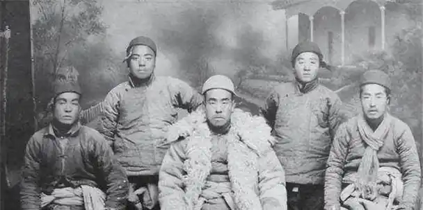 原创真实的座山雕有多狠比影视剧中更加凶残让人害怕