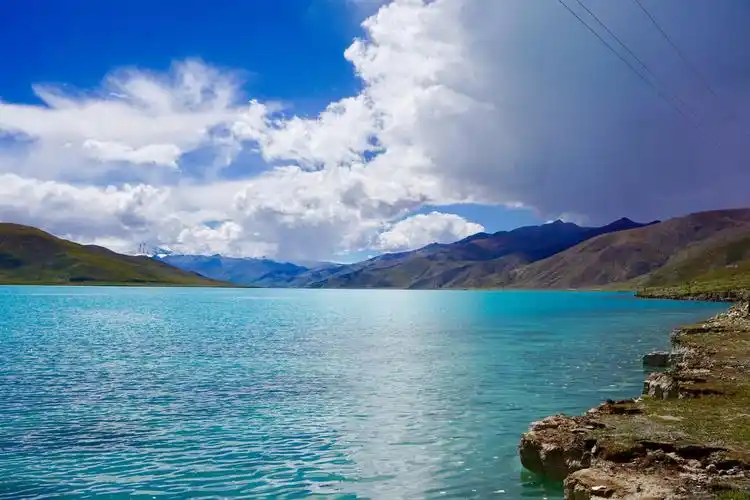 西行的第十站拉萨羊雍湖