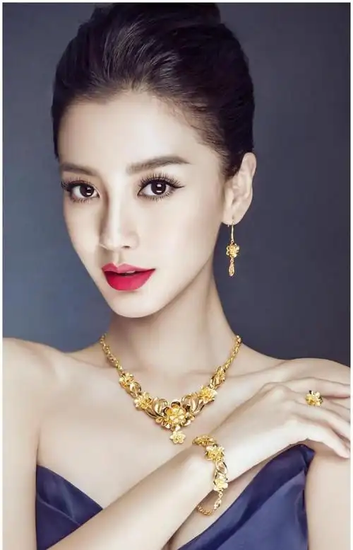 不靠男人的杨颖终于迎来退潮当初多么豪横如今多么狼狈