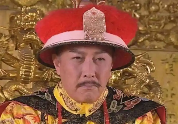 他是"承包上下五千年"的男人,靠前妻上位后,又娶小12岁娇妻_唐国强