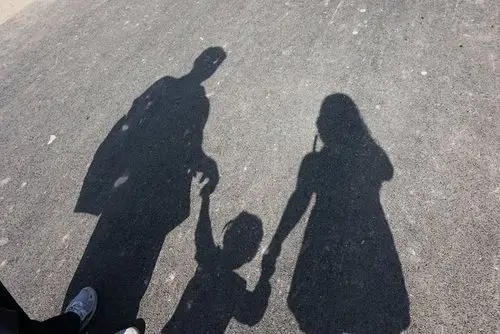 晚8点红包你们怎么看待父母在孩子面前说脏话这件事来说说你的看法