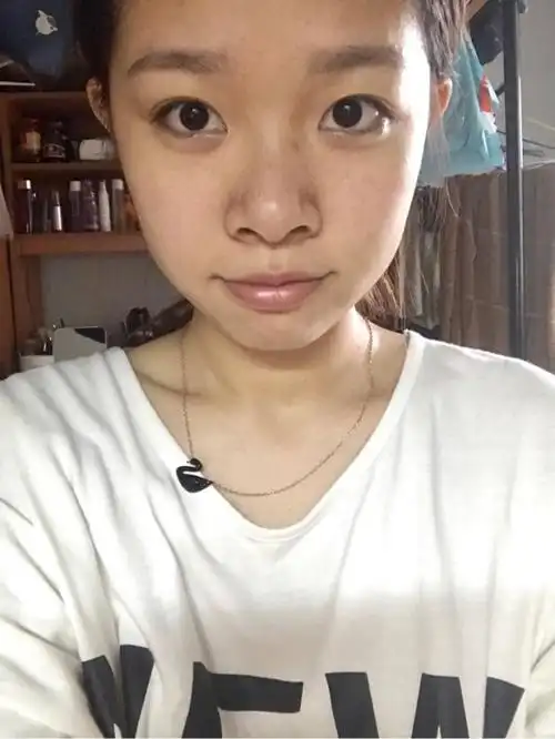 你见过塌鼻子的美女吗?