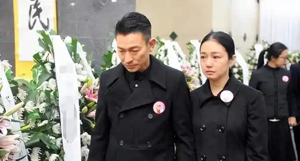 朱丽倩:这一辈子最正确的"决定",就是在46岁高龄为老公生小孩