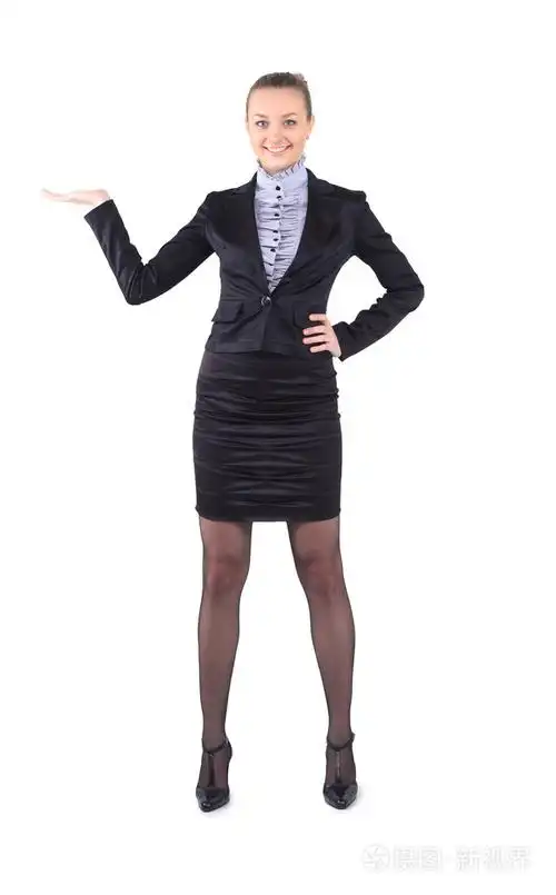 年轻女子指着什么,伊索拉全身肖像