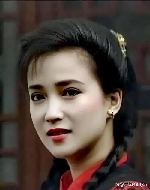 何晴,中国著名女演员.