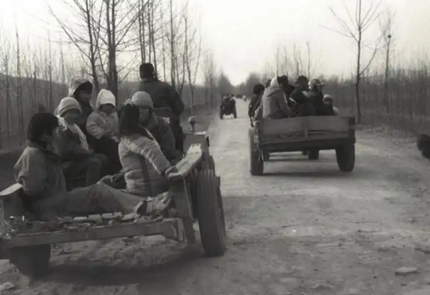 上世纪90年代农村老照片,不知看哭了多少80后?