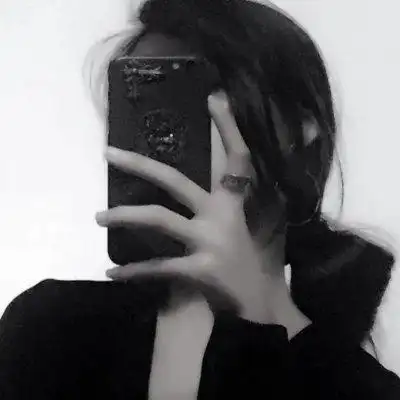 霸气的女王范头像黑白