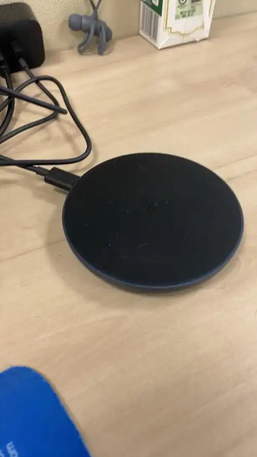 智能无线充电器