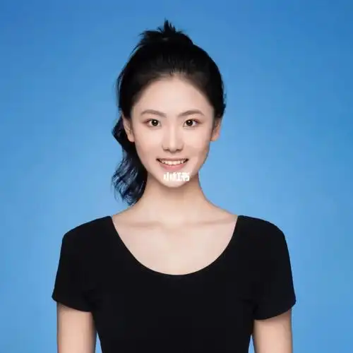 23届艺考生 天真蓝证件照