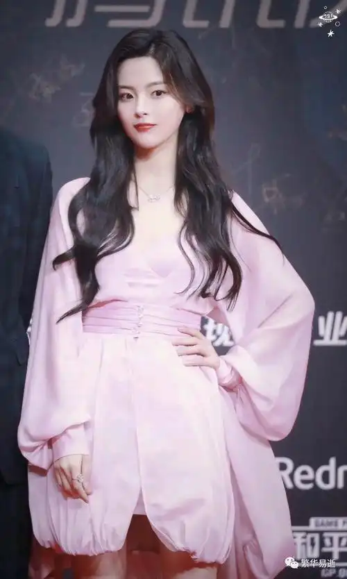 杨超越个人资料介绍身高体重图片