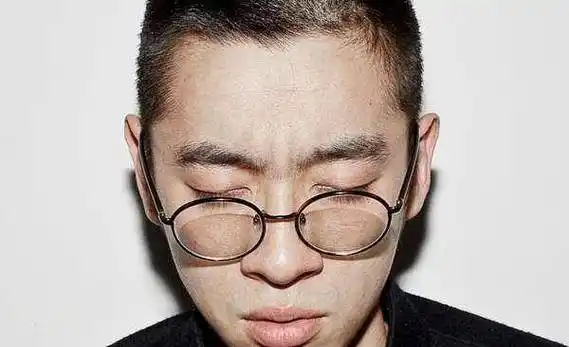 才子陈粒:在同性里觅爱追欢,男小三加入蹭热度,为出名不择手段