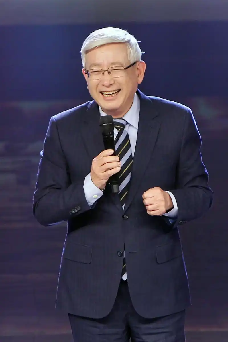 纪念许子东谈曹景行他风度翩翩让人感觉很可信