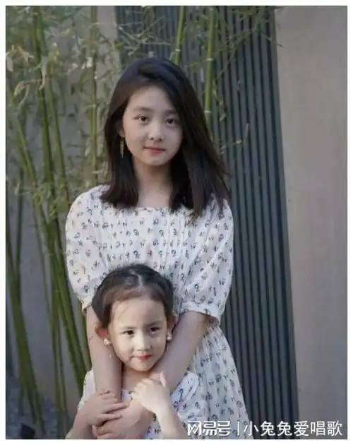 黄磊首谈儿子引热议,网友纷纷吐槽重男轻女,儿子保护得倒是挺好