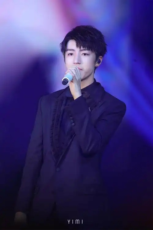 20170924 王俊凯十八岁成年礼 高清 图源cr.logo