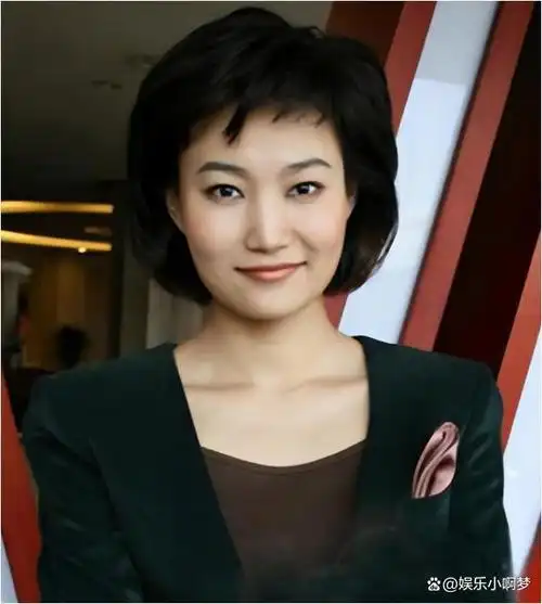 深扒之下才知道央视主持人李梓萌为什么47岁还不结婚了