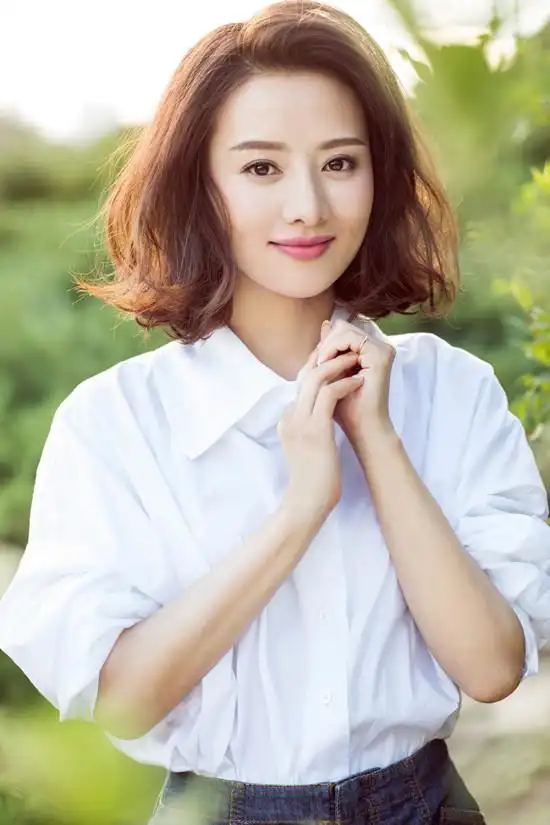 《【楼外楼】》王靖云秦海璐再现姐妹情缘