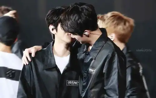 勋白边伯贤吴世勋