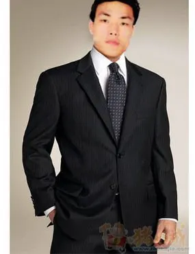 黑西装半身照修复