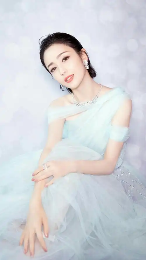 230101 | 佟丽娅 丫丫 高清手机壁纸